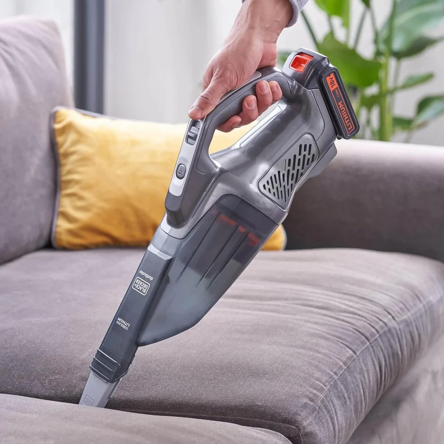 جارو شارژی بلک اند دکر