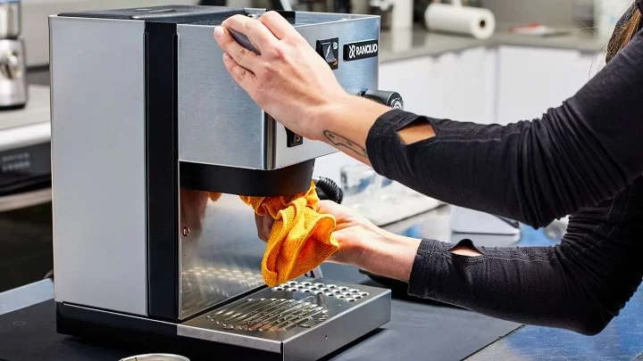 نحوه جرم‌گیری و رسوب‌زدایی اسپرسو ساز